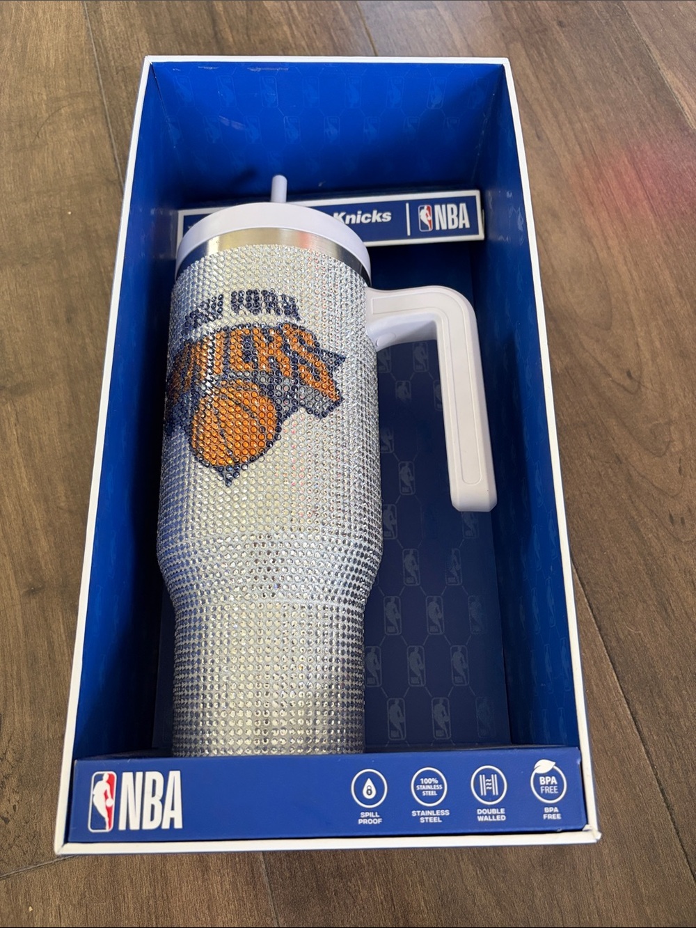 NBA 40 OZ White Crystal Tumbler with Orange and Blue NBA NY Knicks Emblem